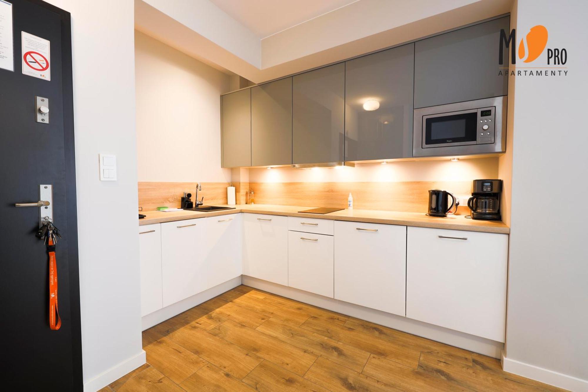 Ms Pro Comfort Kolo Brzegu Z Mini Apartament *